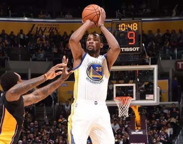 势必会吸引 势必会吸引