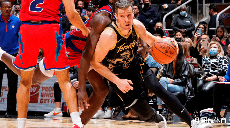 面的中场调 面的中场调