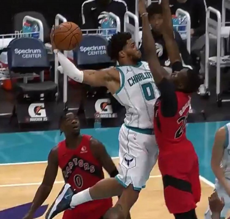 基于家庭背 基于家庭背